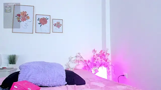 alana 111 online show from November 8, 2025, 3:10 am