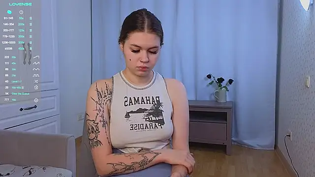 LucilleGlover online show from March 18, 2025, 3:23 am