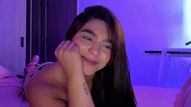 Snapshot of eva_sainnt chatting on July 19, 2026, 4:37 pm eva sainnt online show from July 19, 2026, 4:37 pm