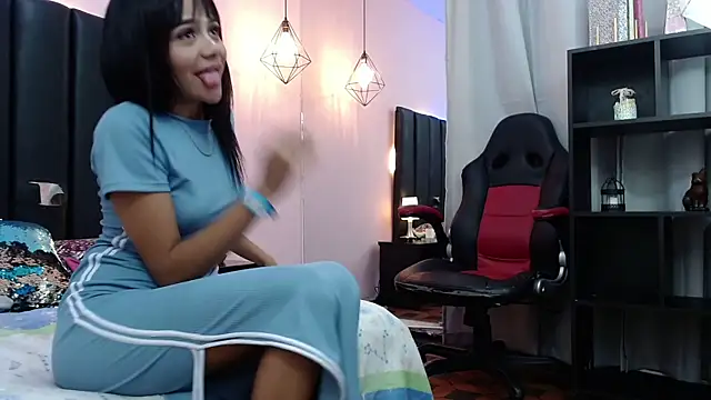 Zaira Angel online show from September 24, 2025, 3:13 am