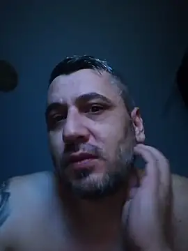 yourflowerpink online show from December 19, 2025, 7:49 pm