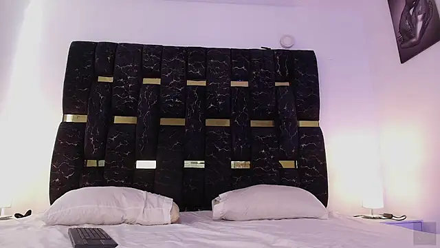 Snapshot of chris_blake__ chatting on February 17, 2026, 7:22 pm chris blake online show from February 17, 2026, 7:22 pm