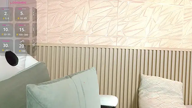 Gaviluc  online show from October 23, 2025, 10:25 am