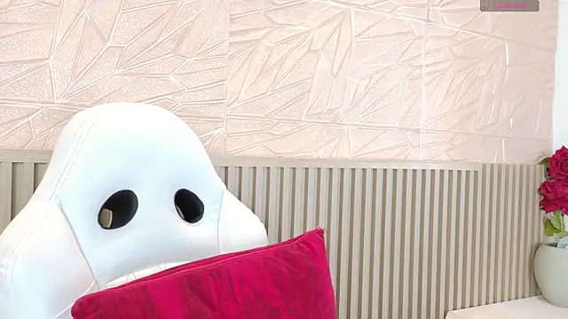 Gaviluc  online show from March 14, 2026, 11:38 am