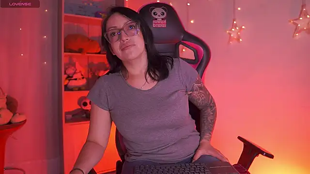 Madison Mayer online show from February 12, 2026, 2:06 pm