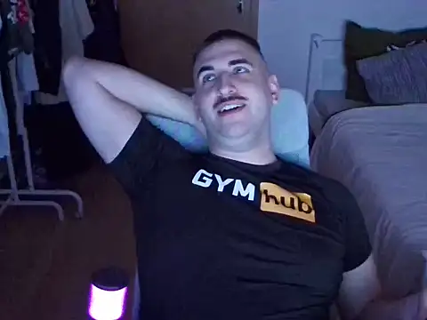 Snapshot of bigboyZ6 chatting on November 14, 2025, 7:28 pm bigboyZ6 online show from November 14, 2025, 7:28 pm