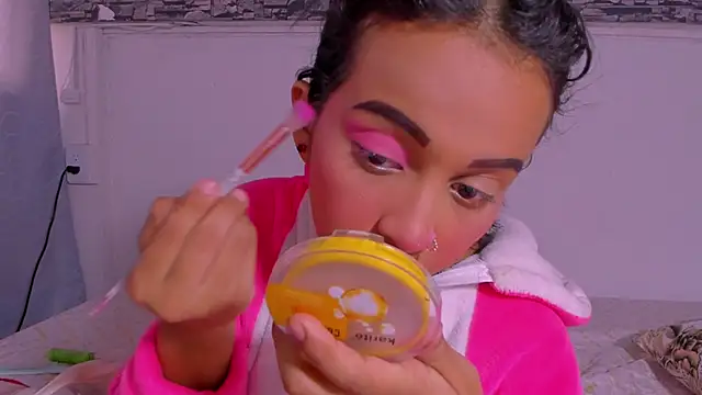 tianna princess online show from November 26, 2025, 12:49 pm