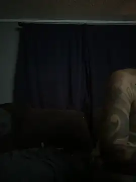 Stillhard8925 online show from October 18, 2025, 12:07 pm