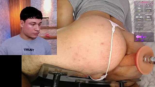 AndrewPeach  online show from November 25, 2025, 8:31 pm