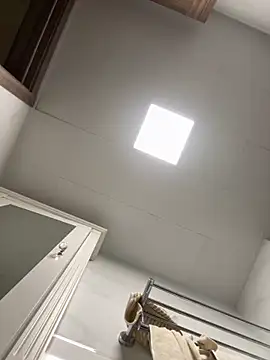 aa520uv online show from November 24, 2025, 2:33 am