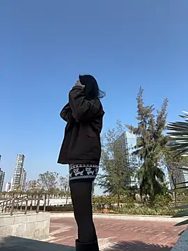 linger-23 online show from January 13, 2026, 6:28 am