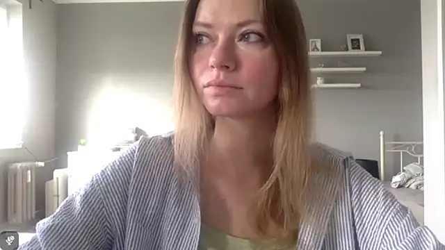 Snapshot of MillieShow chatting on March 1, 2026, 8:03 am MillieShow online show from March 1, 2026, 8:03 am