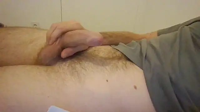 Danielmal2005 online show from November 4, 2025, 10:41 am