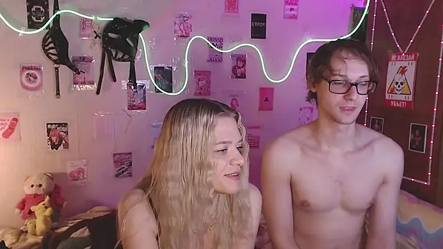 Your Horny Friends online show from October 8, 2025, 3:35 pm