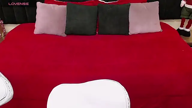 ailyn maury online show from December 17, 2025, 12:37 am