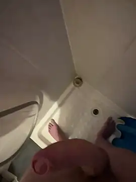 Snapshot of coquin2100 chatting on March 14, 2025, 5:35 pm coquin2100 online show from March 14, 2025, 5:35 pm