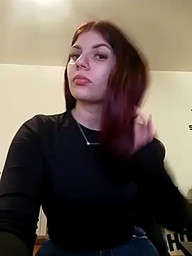 MeCherryy online show from April 7, 2026, 3:58 pm