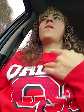 Sairy  online show from October 22, 2025, 7:02 pm