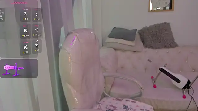 Pretty Johnson  online show from January 11, 2026, 12:23 pm