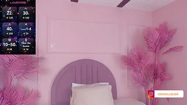 Kendallbleer online show from November 2, 2025, 2:33 pm