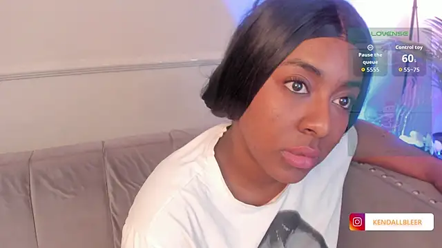 Kendallbleer online show from December 22, 2025, 12:16 pm