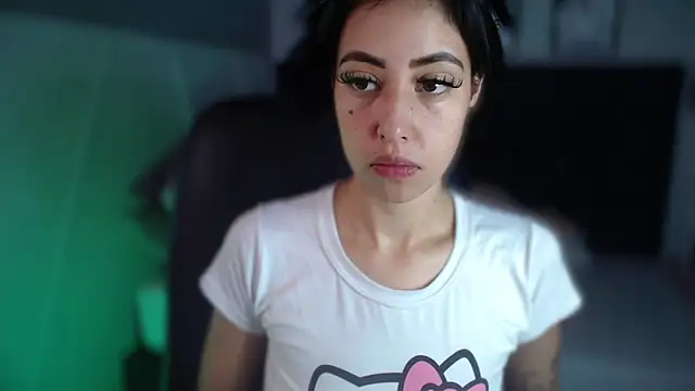 Taylor dolll online show from November 20, 2025, 6:41 pm