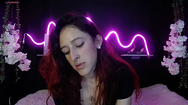 Snapshot of Hairydoll_ chatting on March 20, 2025, 1:57 am Hairydoll online show from March 20, 2025, 1:57 am