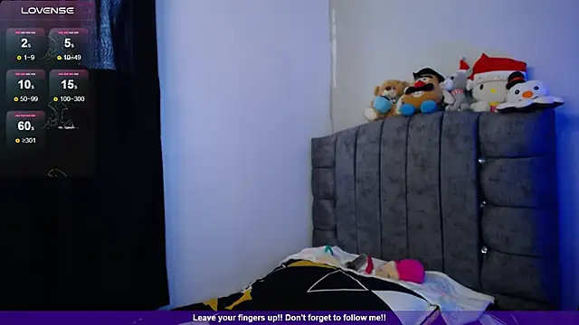 Snapshot of Hairydoll_ chatting on December 22, 2025, 6:30 pm Hairydoll online show from December 22, 2025, 6:30 pm