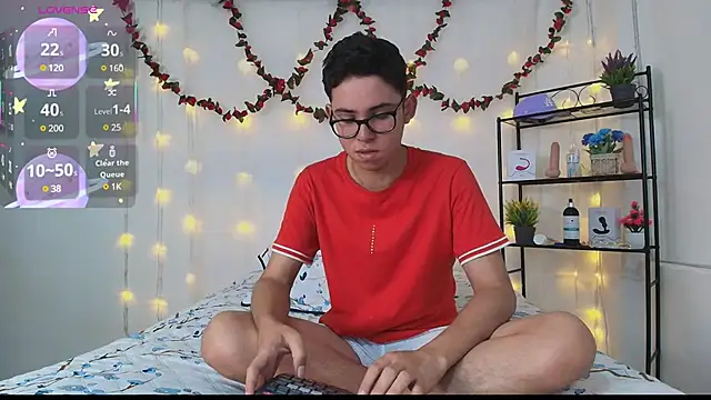 Danny-Swift13 online show from March 21, 2025, 12:28 pm