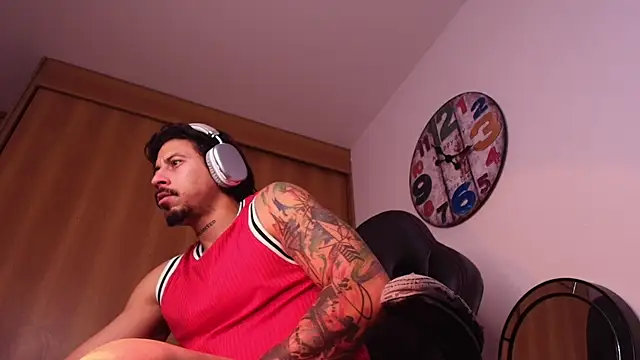 josemeirelesfox online show from October 11, 2025, 1:56 pm