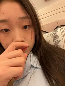 Minnie-66 online show from March 19, 2025, 12:01 pm