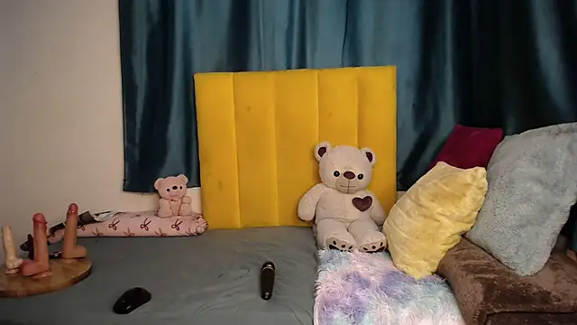 Snapshot of blackrose001 chatting on November 25, 2025, 12:16 pm blackrose001 online show from November 25, 2025, 12:16 pm