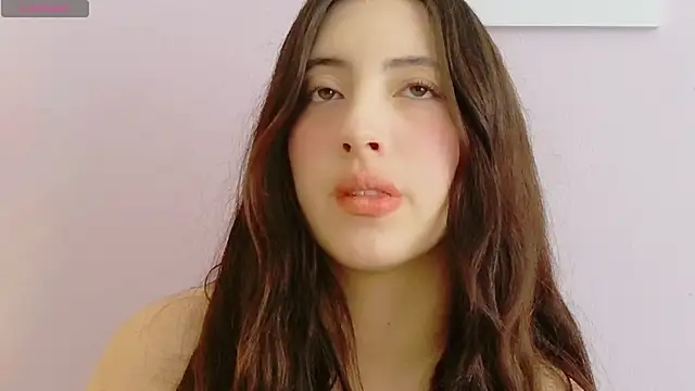 Rebbecawhite meow online show from June 7, 2026, 4:23 pm