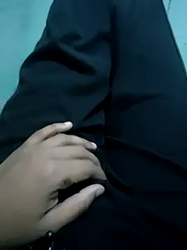 royall queen online show from March 16, 2025, 6:12 pm