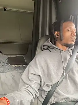 Sir-Tucker online show from March 20, 2025, 8:08 pm