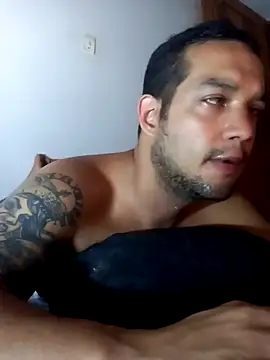 Snapshot of ShadowLoverXy chatting on March 17, 2025, 10:51 pm ShadowLoverXy online show from March 17, 2025, 10:51 pm