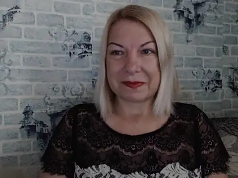 Lillia Ray online show from September 23, 2025, 4:41 am