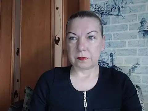 Lillia Ray online show from April 15, 2026, 4:51 am