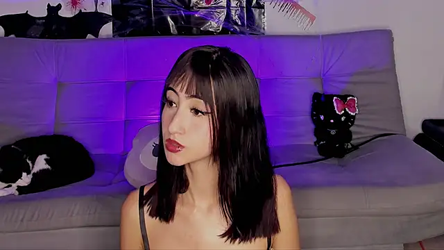 Snapshot of pauline_rouge chatting on October 22, 2025, 12:43 am pauline rouge online show from October 22, 2025, 12:43 am