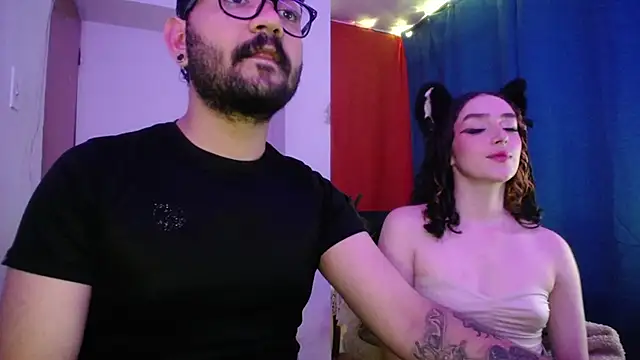 Snapshot of TwinFlamesX chatting on February 24, 2026, 5:25 pm TwinFlamesX online show from February 24, 2026, 5:25 pm