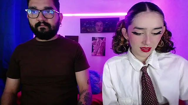 Snapshot of TwinFlamesX chatting on October 28, 2025, 7:24 pm TwinFlamesX online show from October 28, 2025, 7:24 pm