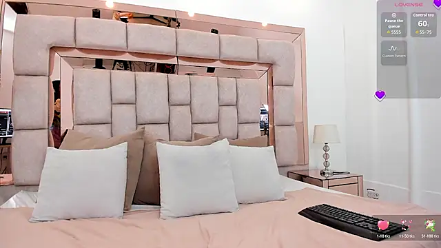 Snapshot of keylamillerr chatting on November 14, 2025, 5:16 pm keylamillerr online show from November 14, 2025, 5:16 pm