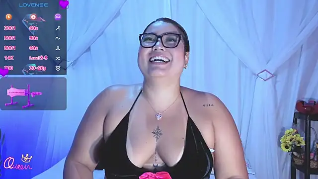 DianaGom online show from April 6, 2026, 1:01 am