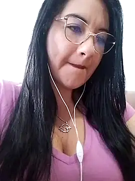 Snapshot of melisamoon_ chatting on March 20, 2025, 9:24 pm melisamoon online show from March 20, 2025, 9:24 pm