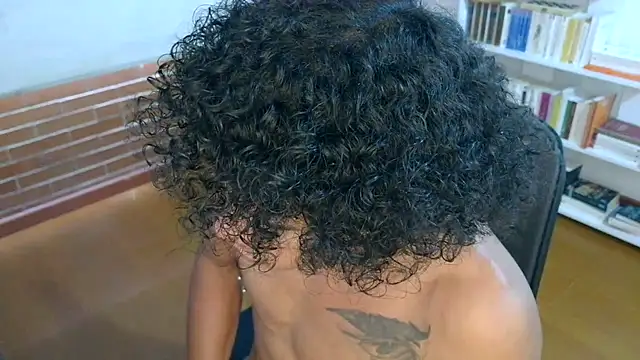 Snapshot of Aronbbc chatting on February 23, 2026, 5:35 pm Aronbbc online show from February 23, 2026, 5:35 pm