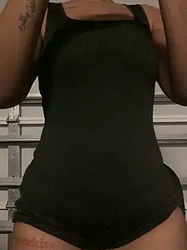 Snapshot of urgeminibrat chatting on March 16, 2026, 5:37 am urgeminibrat online show from March 16, 2026, 5:37 am