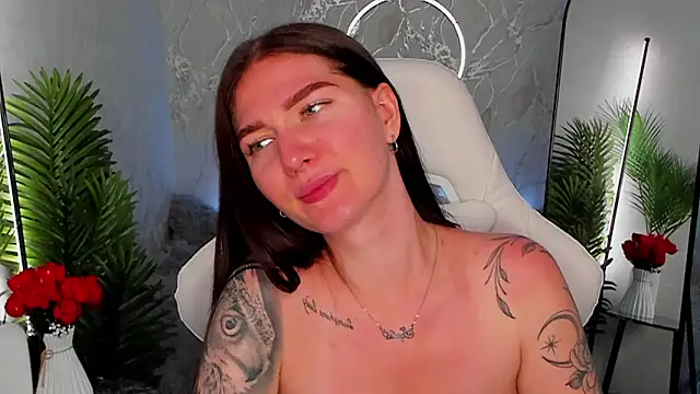 babyisperfect online show from June 17, 2026, 12:32 am