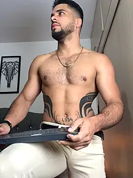 Maximiliano ford online show from October 19, 2025, 9:45 am