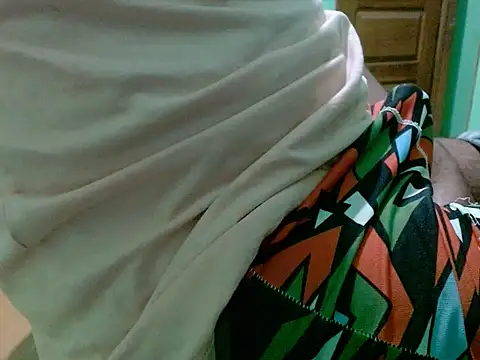 paulo666k online show from December 3, 2025, 2:34 am