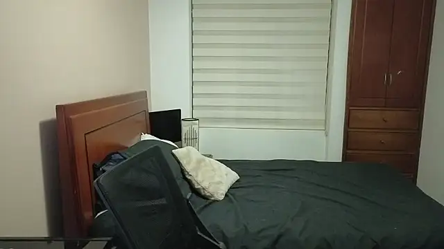 hardaftercum online show from July 15, 2026, 2:07 am